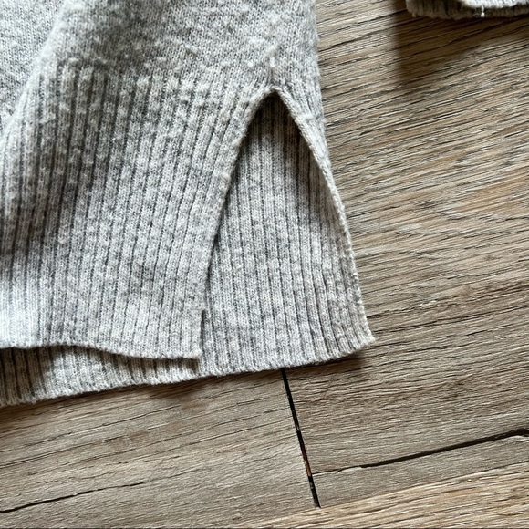 🔥SALE - any 4/$20. Esprit Lightweight Knit - Picture 2 of 4